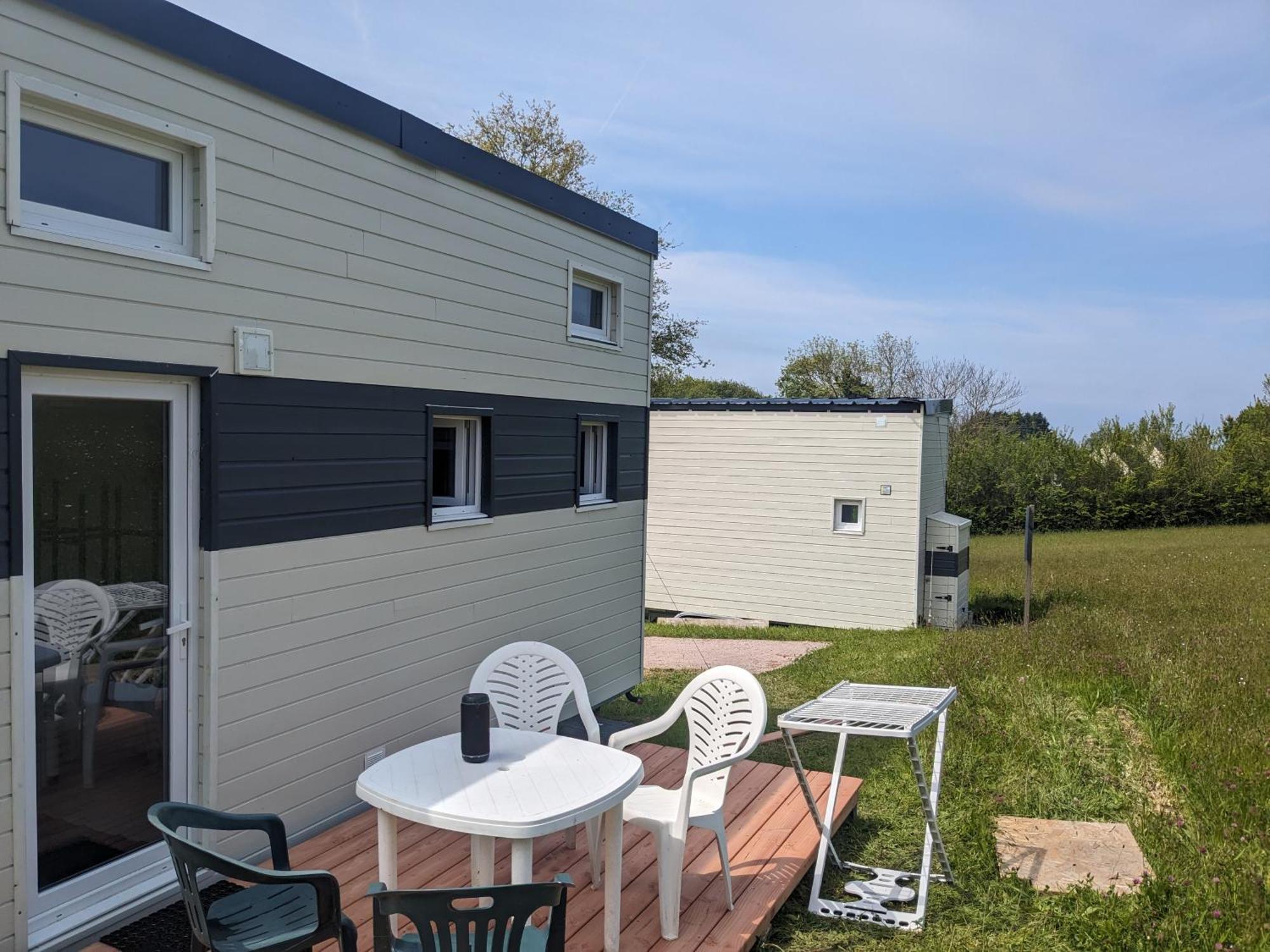 Tiny House Proche De La Plage Sans Draps Ni Serviettes Plévenon Zewnętrze zdjęcie